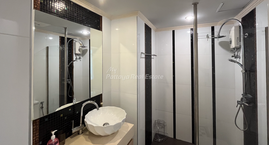 For sale 1 bed condo in Bang Lamung, Chonburi