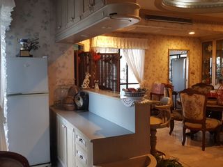 For sale 3 bedrooms condo in Watthana, Bangkok
