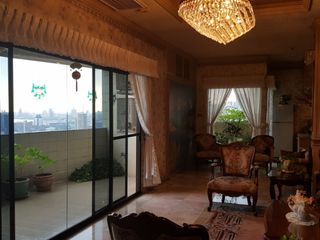 For sale 3 bedrooms condo in Watthana, Bangkok