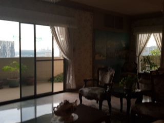 For sale 3 bedrooms condo in Watthana, Bangkok