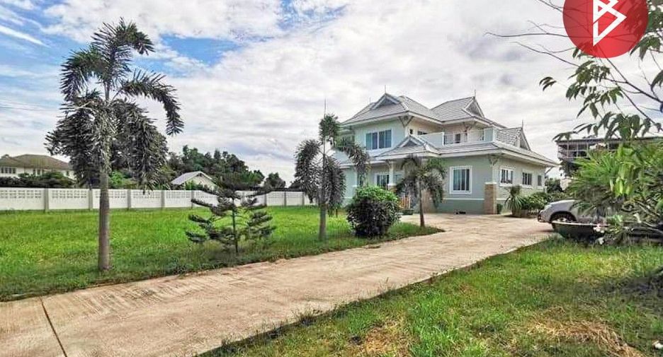 For sale 3 bed house in Mueang Phichit, Phichit