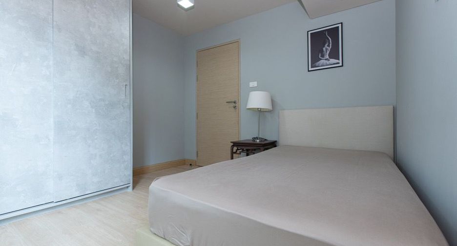 For rent and for sale 2 bedrooms condo in Watthana, Bangkok