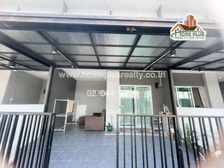 For sale 4 bedrooms townhouse in Lat Krabang, Bangkok