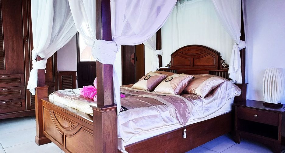 For sale 3 bedrooms villa in Klaeng, Rayong
