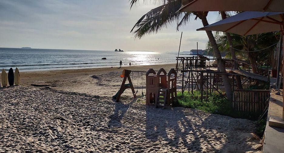 For sale 3 bedrooms villa in Klaeng, Rayong