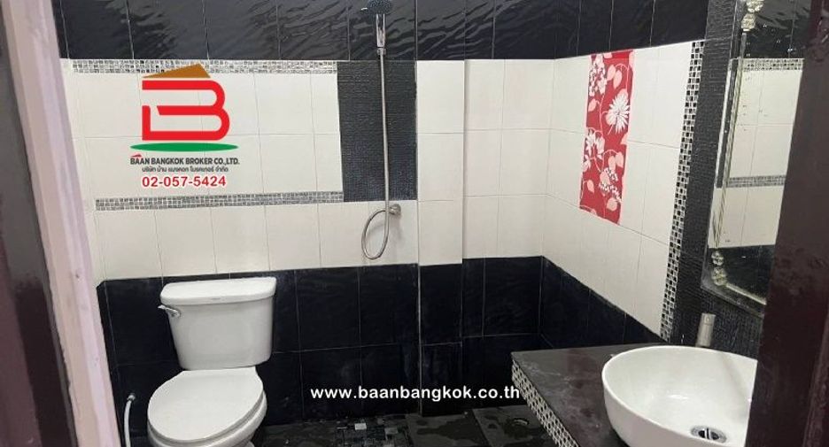For sale 2 bedrooms house in Lam Luk Ka, Pathum Thani