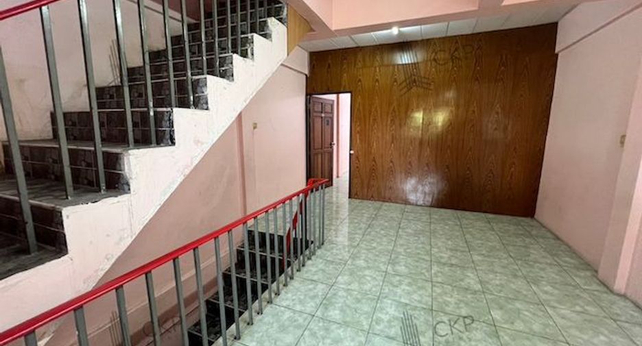 Gewerbefläche zum Kauf mit 2 Zimmer in Mueang Nonthaburi, Nonthaburi