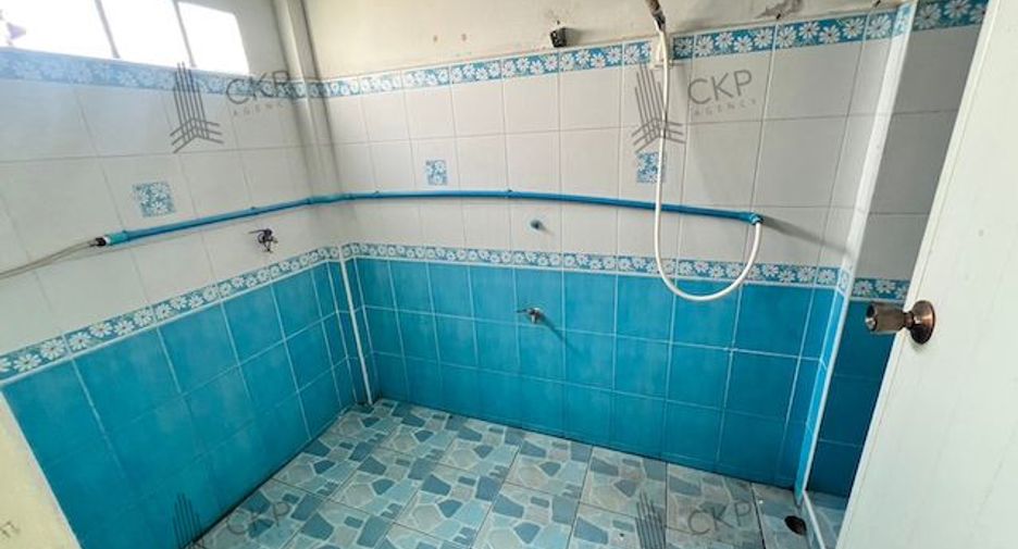Gewerbefläche zum Kauf mit 2 Zimmer in Mueang Nonthaburi, Nonthaburi
