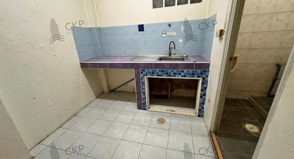 Gewerbefläche zum Kauf mit 2 Zimmer in Mueang Nonthaburi, Nonthaburi