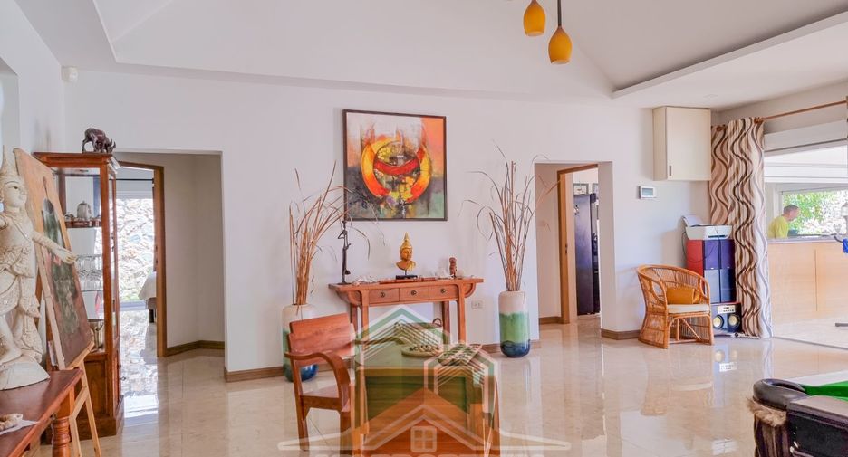 For rent and for sale 5 bedrooms house in Bang Lamung, Chonburi
