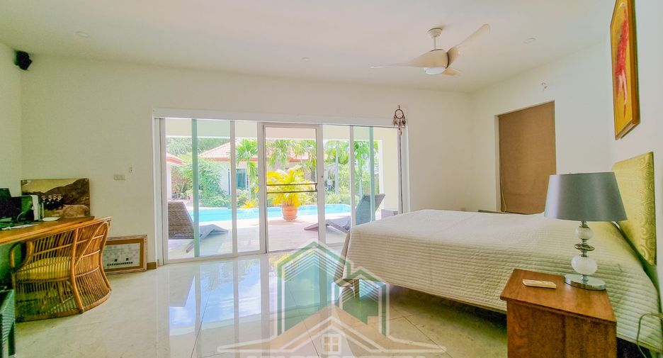 For rent and for sale 5 bedrooms house in Bang Lamung, Chonburi