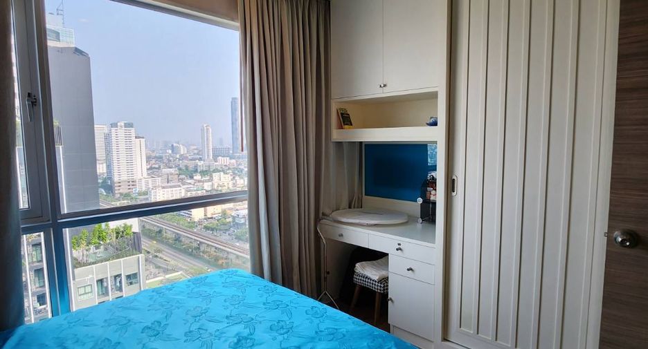 For sale 2 bedrooms condo in Khlong San, Bangkok