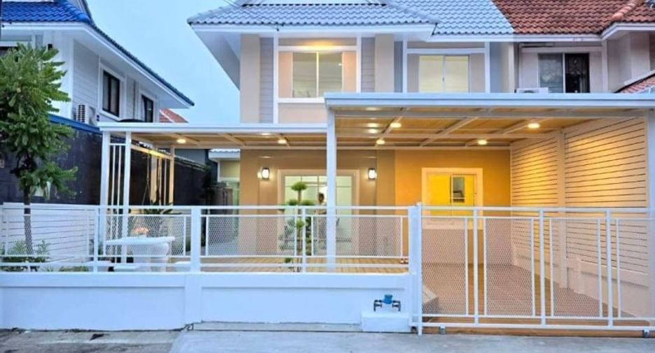 For sale 5 Beds townhouse in Bang Bua Thong, Nonthaburi