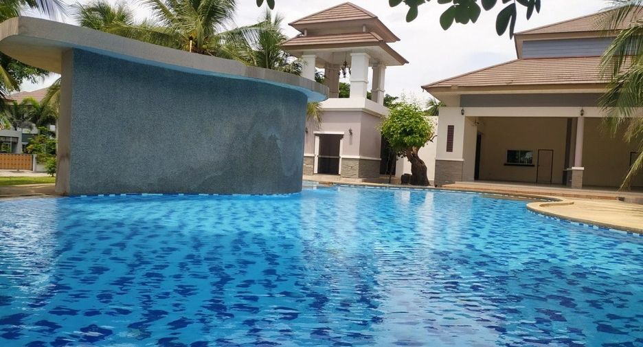 À vendre 3 chambres maison à Ban Bueng, Chonburi
