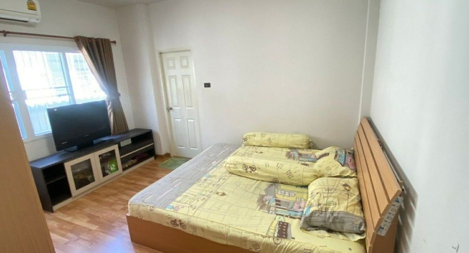 À vendre 3 chambres maison à Ban Bueng, Chonburi