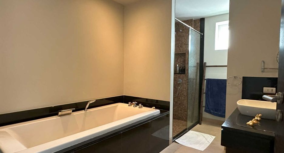 For rent and for sale 2 bedrooms condo in Mueang Phuket, Phuket