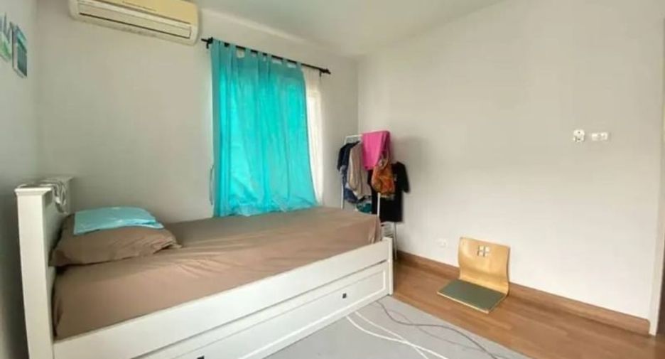 For sale 3 bedrooms house in Si Racha, Chonburi