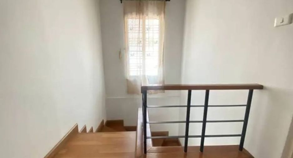 For sale 3 bedrooms house in Si Racha, Chonburi