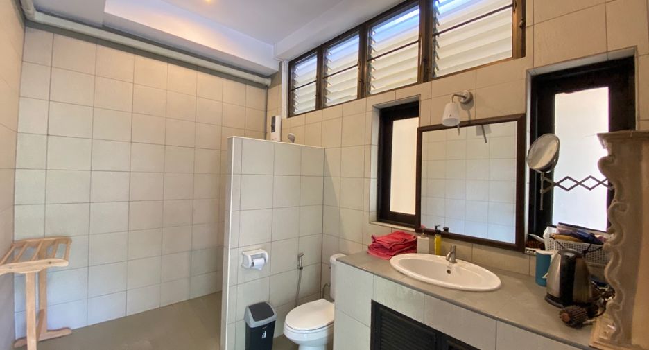 For sale 7 bedrooms house in Hang Dong, Chiang Mai