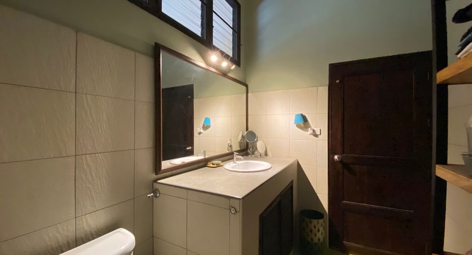 For sale 7 bedrooms house in Hang Dong, Chiang Mai