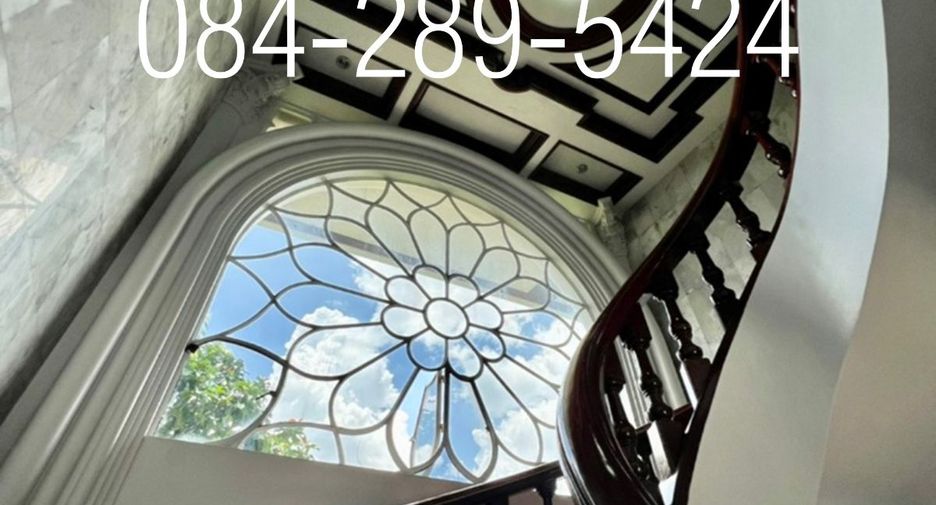 For sale 5 bedrooms house in Lak Si, Bangkok