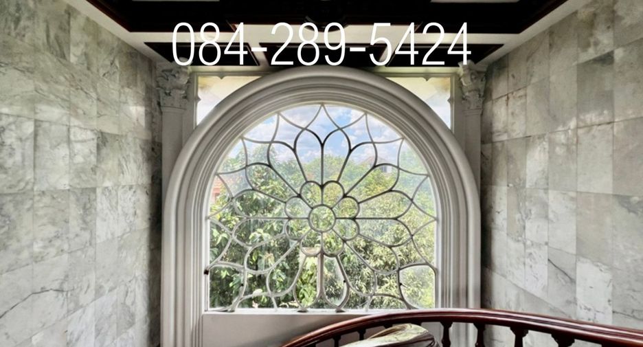 For sale 5 bedrooms house in Lak Si, Bangkok