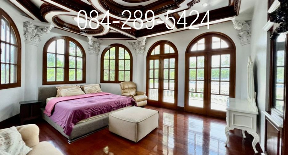 For sale 5 bedrooms house in Lak Si, Bangkok