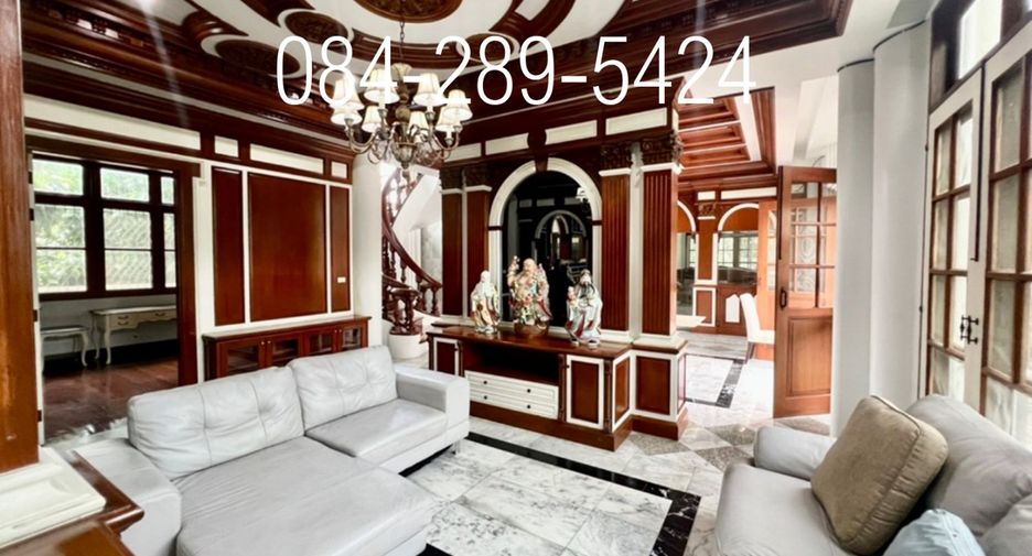 For sale 5 bedrooms house in Lak Si, Bangkok