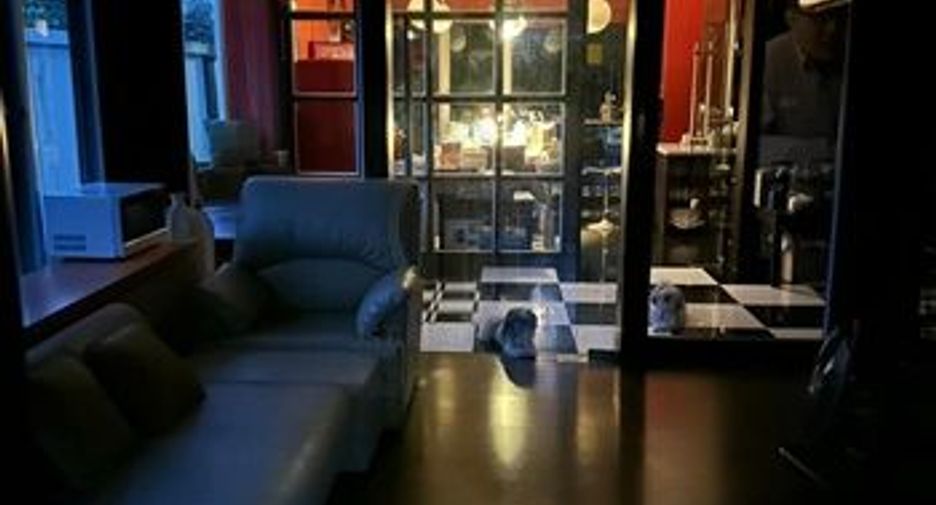 For sale 5 bedrooms house in Suan Luang, Bangkok