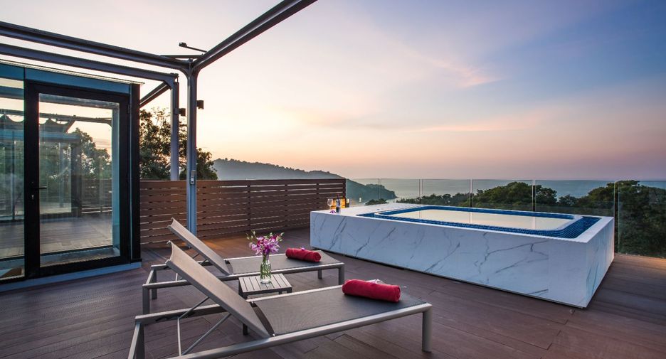 For sale 3 bedrooms condo in Kathu, Phuket