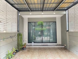 For sale 2 bedrooms townhouse in Lat Lum Kaeo, Pathum Thani