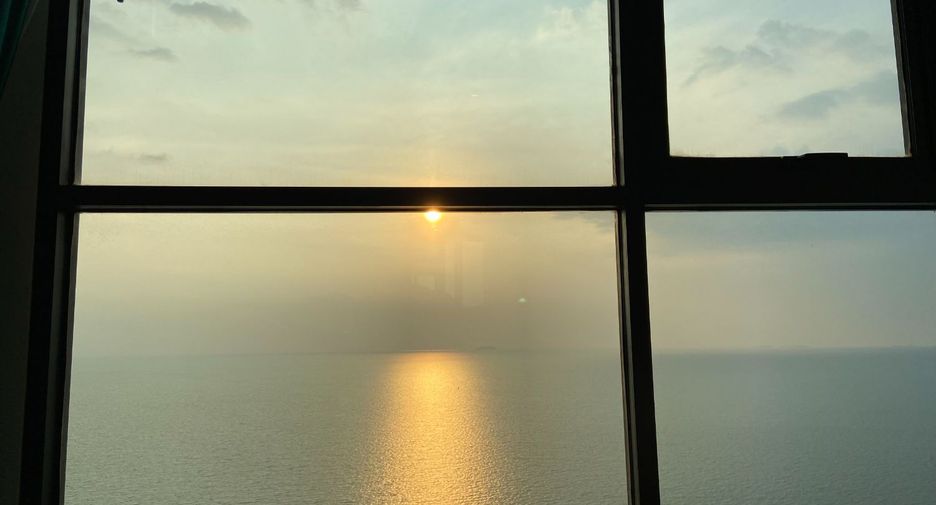 For rent 2 bedrooms condo in Bang Lamung, Chonburi