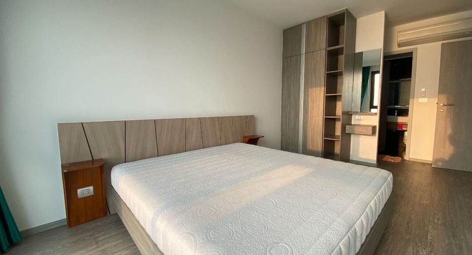 For rent 2 bedrooms condo in Bang Lamung, Chonburi