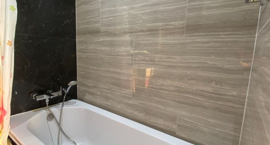 For rent 2 bedrooms condo in Bang Lamung, Chonburi