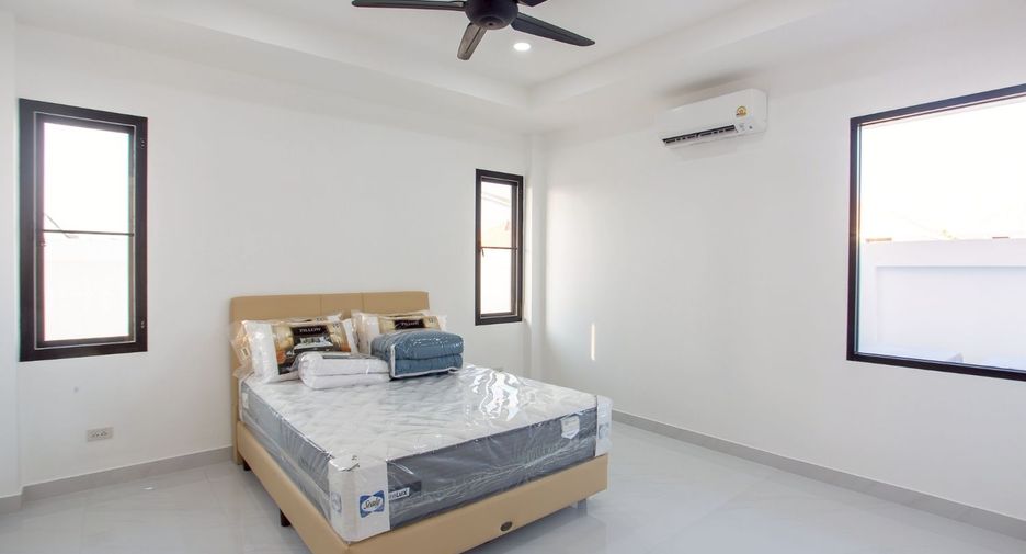 À vendre 3 chambres villa à Hua Hin, Prachuap Khiri Khan