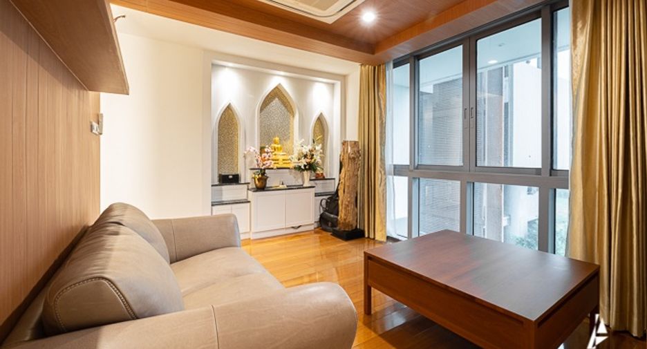 Wohnung zum Kauf mit 3 Zimmer in Yan Nawa, Bangkok