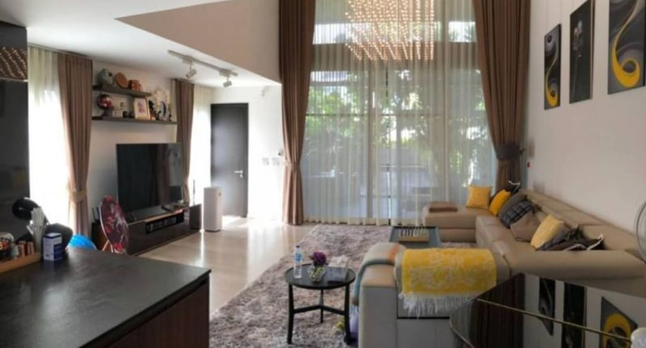 À vendre 5 chambres maison à Sathon, Bangkok