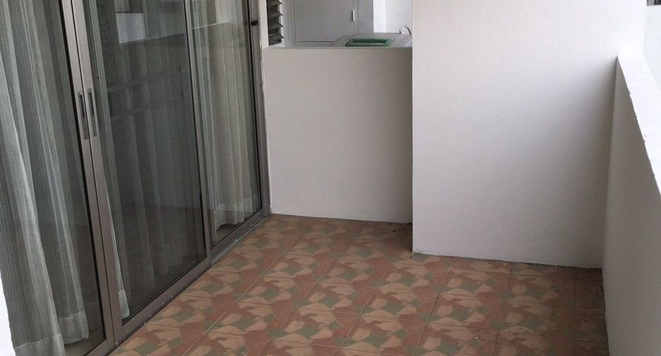 À vendre 1 chambre condo à Phra Khanong, Bangkok