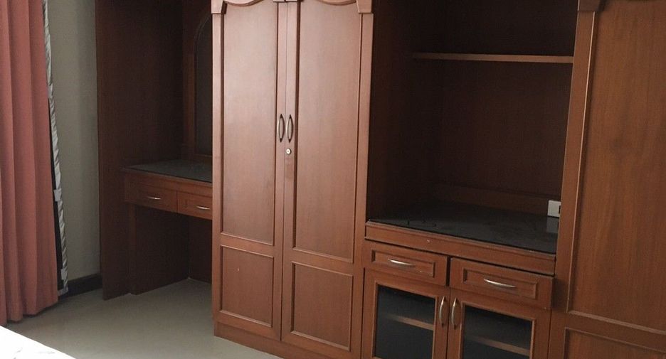 À vendre 1 chambre condo à Phra Khanong, Bangkok