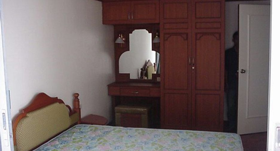 À vendre 1 chambre condo à Phra Khanong, Bangkok
