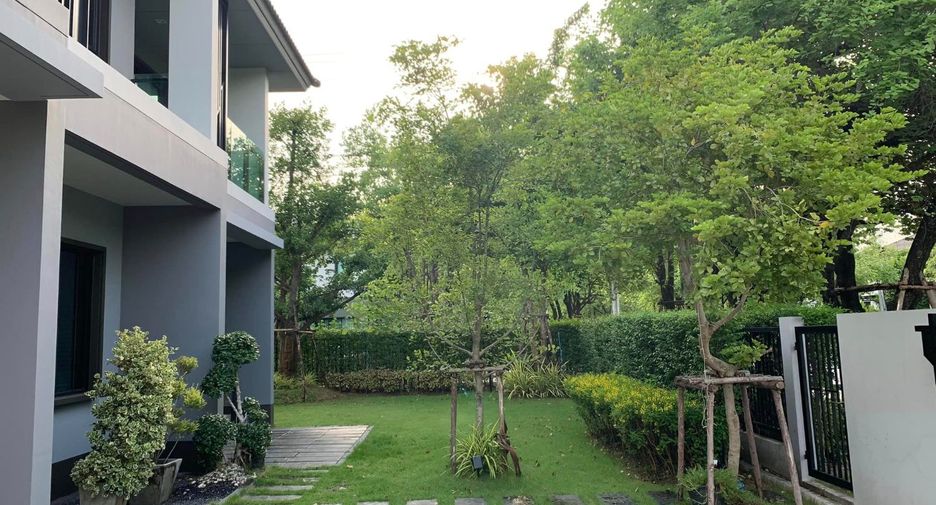For sale 4 bedrooms house in Bang Phli, Samut Prakan