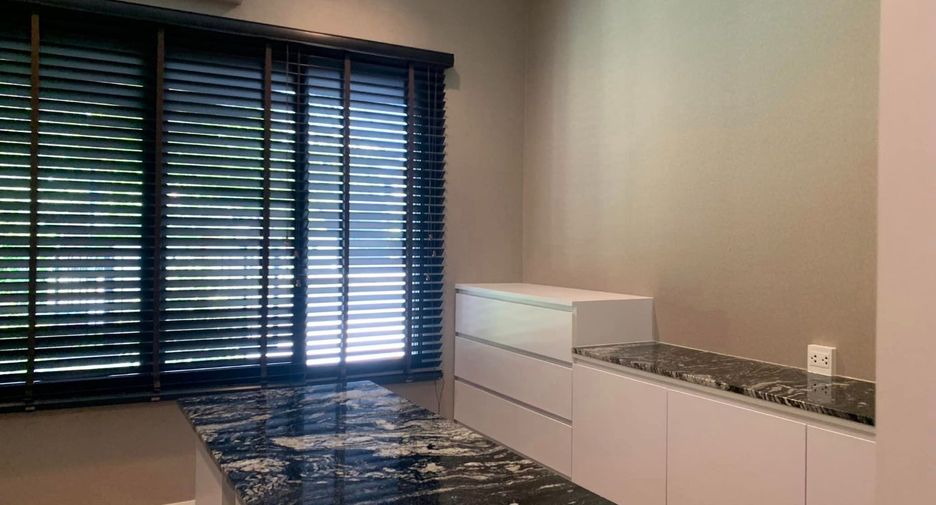 For sale 4 bedrooms house in Bang Phli, Samut Prakan