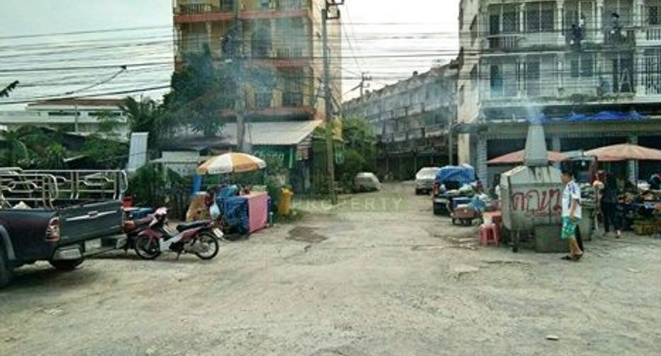 À vendre 3 chambres local commercial à Bang Bua Thong, Nonthaburi