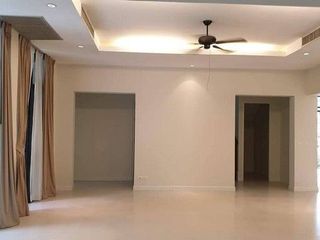 For rent 5 bedrooms house in Pak Kret, Nonthaburi