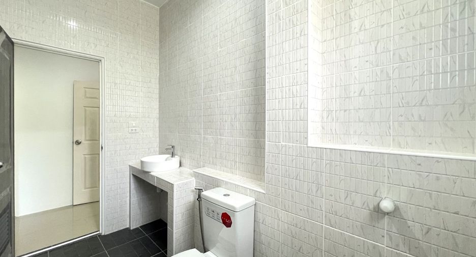 出售 2 卧室 独立屋 在 Mueang Krabi, Krabi