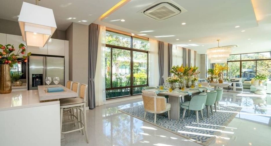 For sale 3 bedrooms villa in Mueang Chiang Mai, Chiang Mai