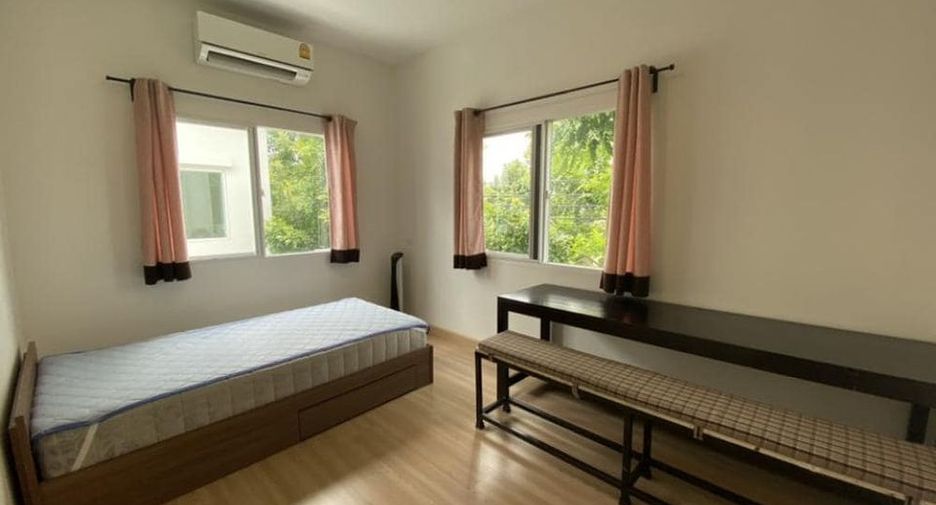 For rent 4 bedrooms apartment in Bang Phli, Samut Prakan