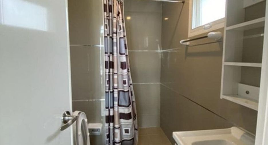 For rent 4 bedrooms apartment in Bang Phli, Samut Prakan