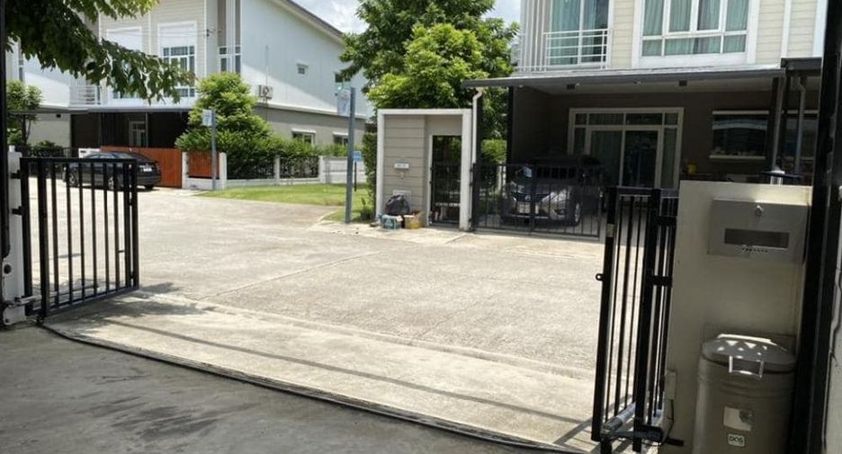 For rent 4 bedrooms apartment in Bang Phli, Samut Prakan