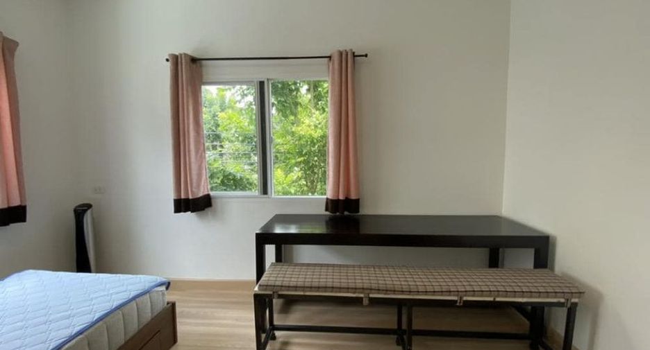 For rent 4 bedrooms apartment in Bang Phli, Samut Prakan